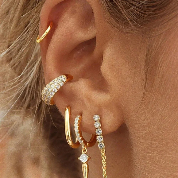 Women's Classic 24K Gold Plated Cubic Zirconia Hoop Earrings - Picture 1 of 5
